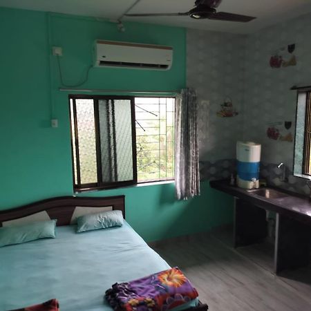 Gulmohar Cottages - Home Stay In Alībāg Exteriör bild