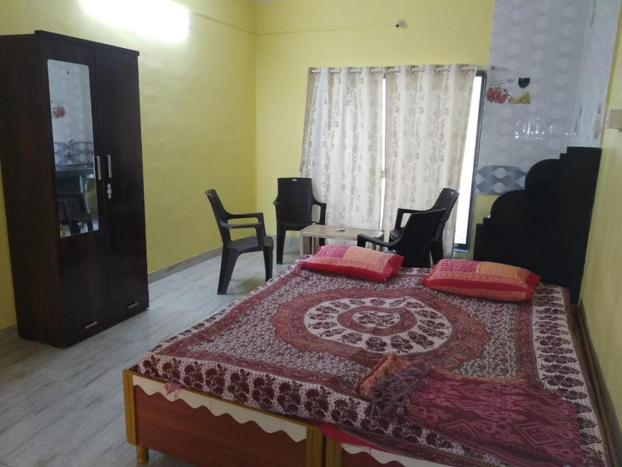 Gulmohar Cottages - Home Stay In Alībāg Exteriör bild
